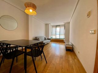 Piso en alquiler en San Juan Bautista en Madrid