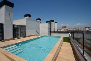 Piso en venta en Benalúa en Alicante