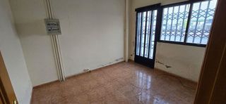 Local comercial en alquiler en Santa Cruz - Industria - Polígono Campollano en Albacete