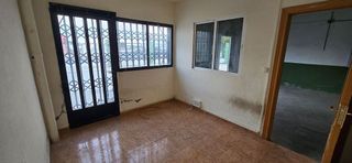 Local comercial en alquiler en Santa Cruz - Industria - Polígono Campollano en Albacete