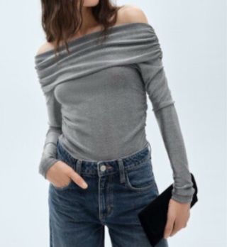 Camiseta fiesta gris hombros descubiertos,plateado