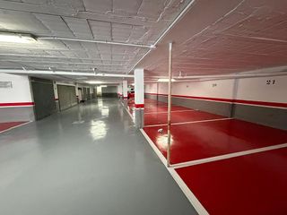 Garaje en venta en Playa de la Fontanilla en Marbella