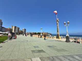 Piso en alquiler en Centro en Gijón