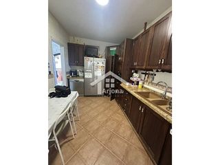 Casa en venta en Lucena