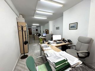 Oficina en venta en Punta Umbría