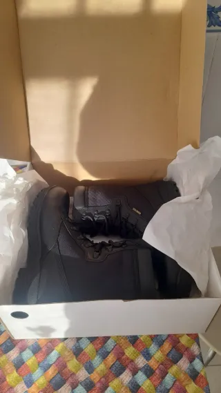 Botas Iturri Gore-Tex Talla 45 Negras