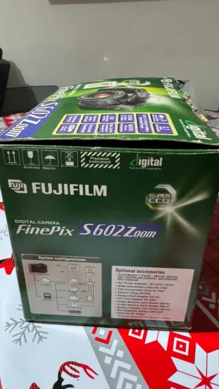Cámara Digital Fujifilm FinePix S602 Zoom