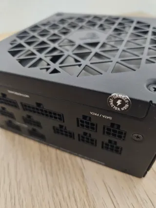 COMPONENTES ITX CORSAIR