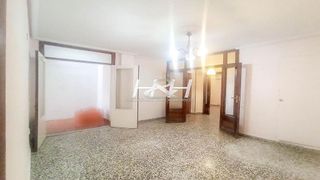 Piso en venta en El Castell en Burjassot