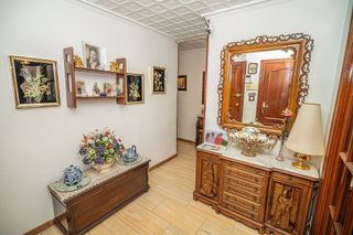 Piso en venta en Linares