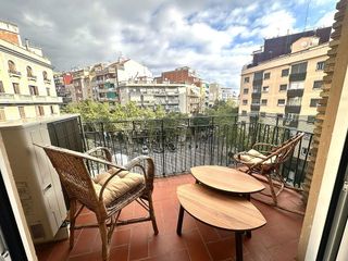 Piso en alquiler en El Camp de l'Arpa del Clot en Barcelona