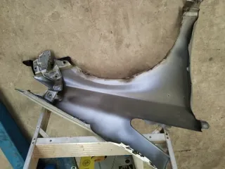 Aleta Delantera Izquierda Toyota Prius