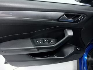 VOLKSWAGEN T-Roc Advance 2.0 TDI 110kW 150CV