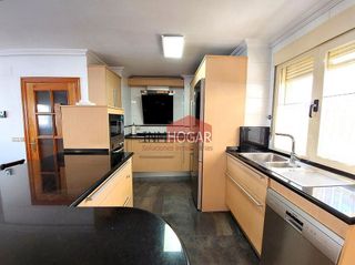 Casa pareada en venta en La Encarnación en Ávila