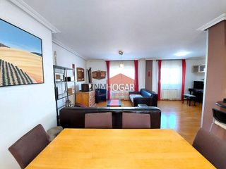 Casa pareada en venta en La Encarnación en Ávila