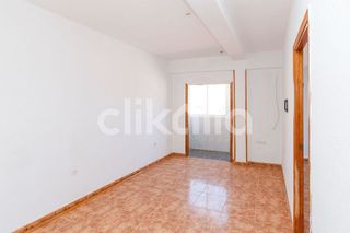 Piso en venta en Piedras Redondas – Torrecárdenas en Almería