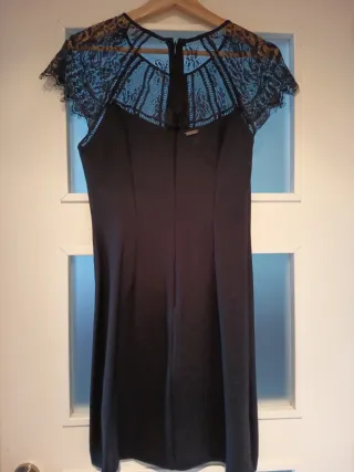 Vestido fiesta negro Guess