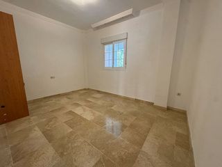 Piso en venta en Los Naranjos - Las Brisas en Marbella