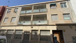 Edificio en venta en Elda