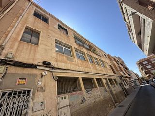 Edificio en venta en Elda