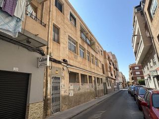 Edificio en venta en Elda