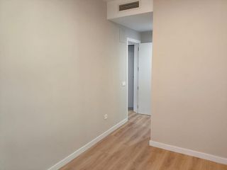 Piso en alquiler en Colores - Entreparques en Sevilla