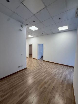 Local comercial en venta en Gràcia en Sabadell