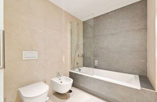 Piso en alquiler en Nagüeles Alto en Marbella