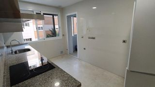 Piso en alquiler en Huerta de la Reina - Trassierra en Córdoba