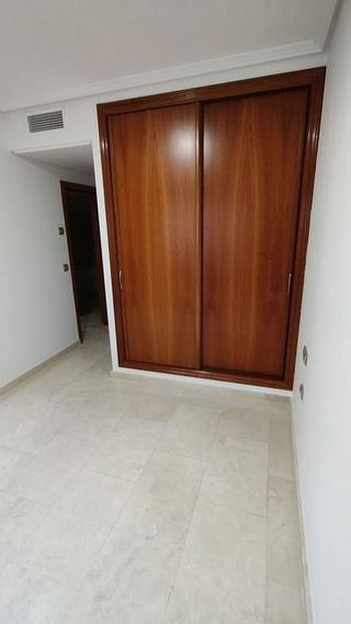 Piso en alquiler en Huerta de la Reina - Trassierra en Córdoba