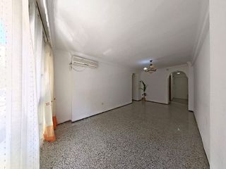 Piso en venta en La Luz - El Torcal en Málaga