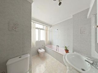 Piso en venta en La Luz - El Torcal en Málaga