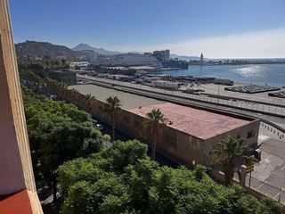 Piso en alquiler en Ensanche Centro - Puerto en Málaga