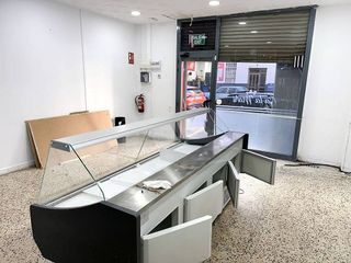 Local comercial en alquiler en Els Molins en Mataró