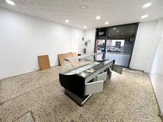 Local comercial en alquiler en Els Molins en Mataró
