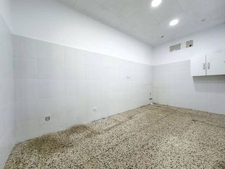 Local comercial en alquiler en Els Molins en Mataró