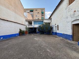 Chalet en venta en Valdepeñas