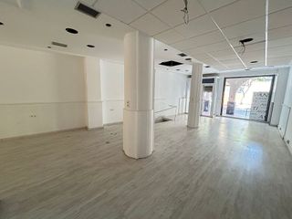 Local comercial en alquiler en Barrio Alto - San Félix - Oliveros - Altamira en Almería