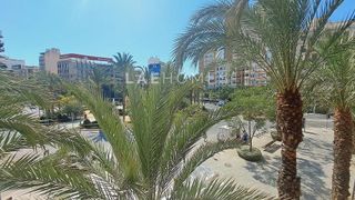 Piso en venta en Ensanche - Diputación en Alicante