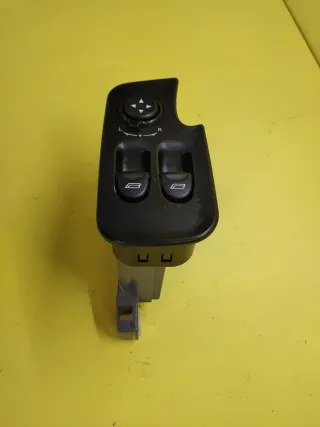 BOTONERA ELEVALUNAS ELECTRICOS ALFA 147