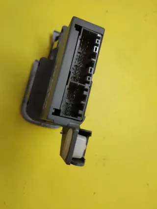 BOTONERA ELEVALUNAS ELECTRICOS ALFA 147