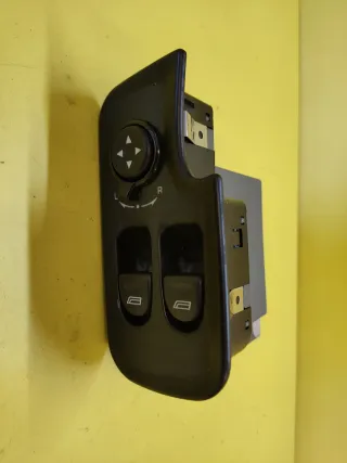 BOTONERA ELEVALUNAS ELECTRICOS ALFA 147