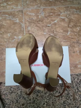 Sandalias Tacón Cortefiel Marrón Talla 40