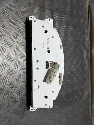 Cuadro Instrumentos Volvo V70 II 2001