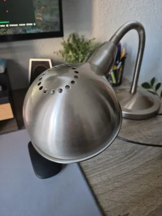 Flexo de mesa Ikea inoxidable