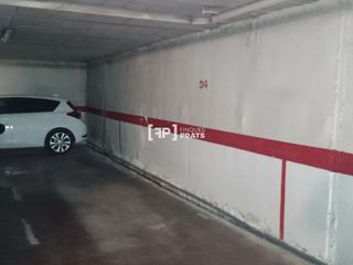 Garaje en alquiler en Instituts - Universitat en Lleida