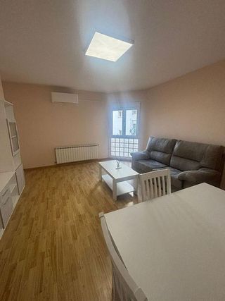 Piso en alquiler en Valdepeñas