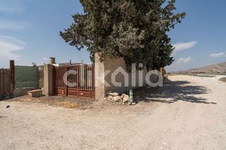 Chalet en venta en Villena