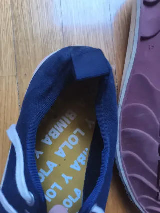 Zapatillas Bimba y Lola Azul Marino Talla 41.