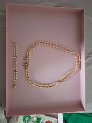 Conjunto Collar y Pulsera Perlas Doradas